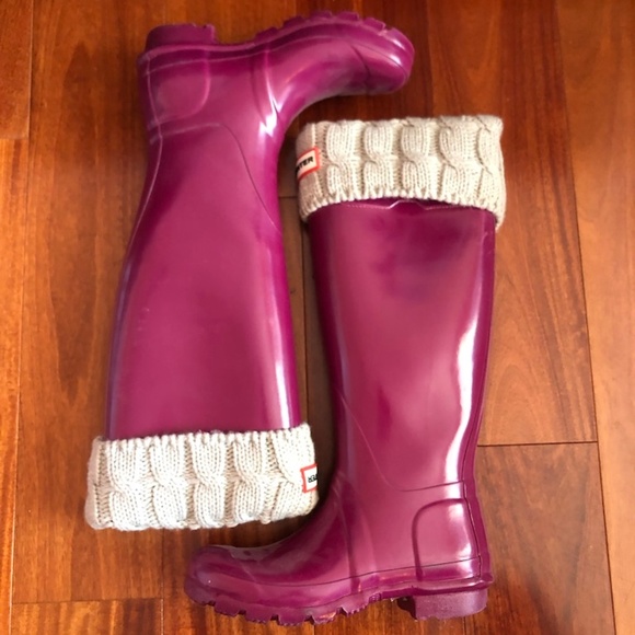 HUNTER - Tall High Gloss Rain Boot (Size 5) - Picture 3 of 5